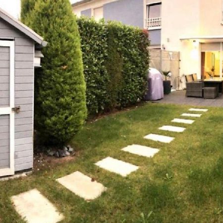 Geraeumiges Ferienhaus In Koblenz Кобленц Екстериор снимка